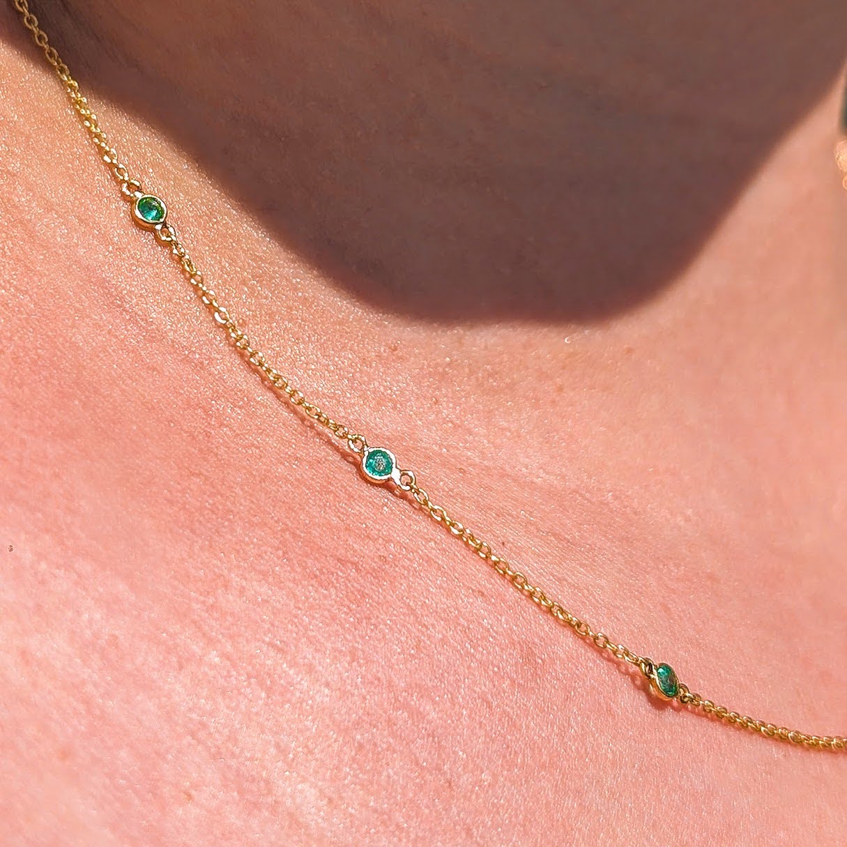 The Green Trace – 18K Emerald Chain Necklace