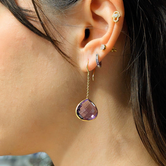 Violet Drop – 18K Amethyst Chain Earrings