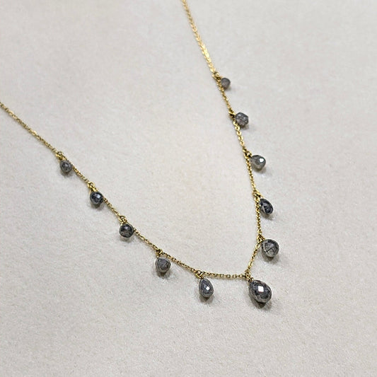 Gravitá Necklace – 18K Gold with Smoky Diamond Drops