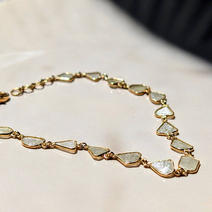 The Cascade Bracelet – 18K Natural Diamond Chips