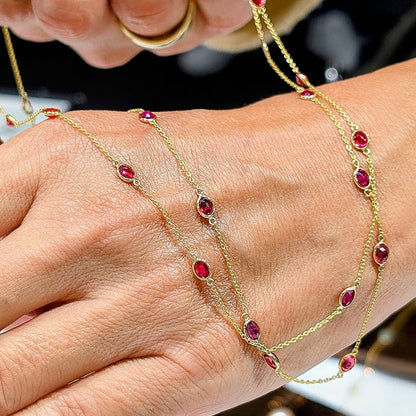 Rouge Trace – 18K Ruby Chain Necklace