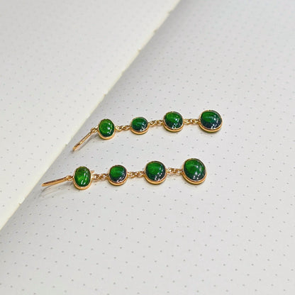 Verdant Flow – 18K Chrome Diopside Earrings