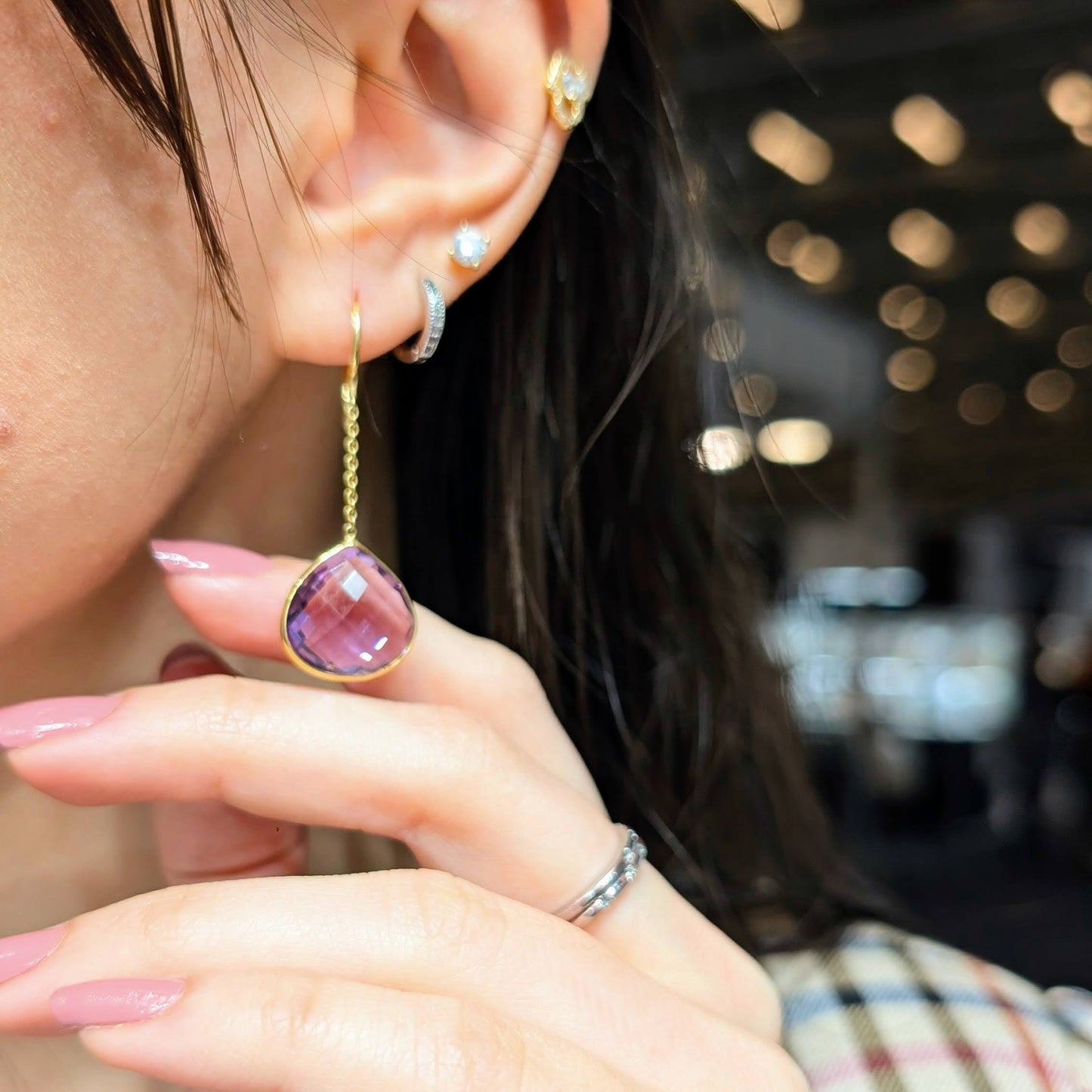 Violet Drop – 18K Amethyst Chain Earrings