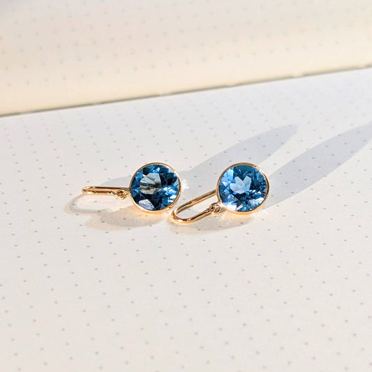Midnight Radiance – 18K London Blue Topaz Drop Earrings