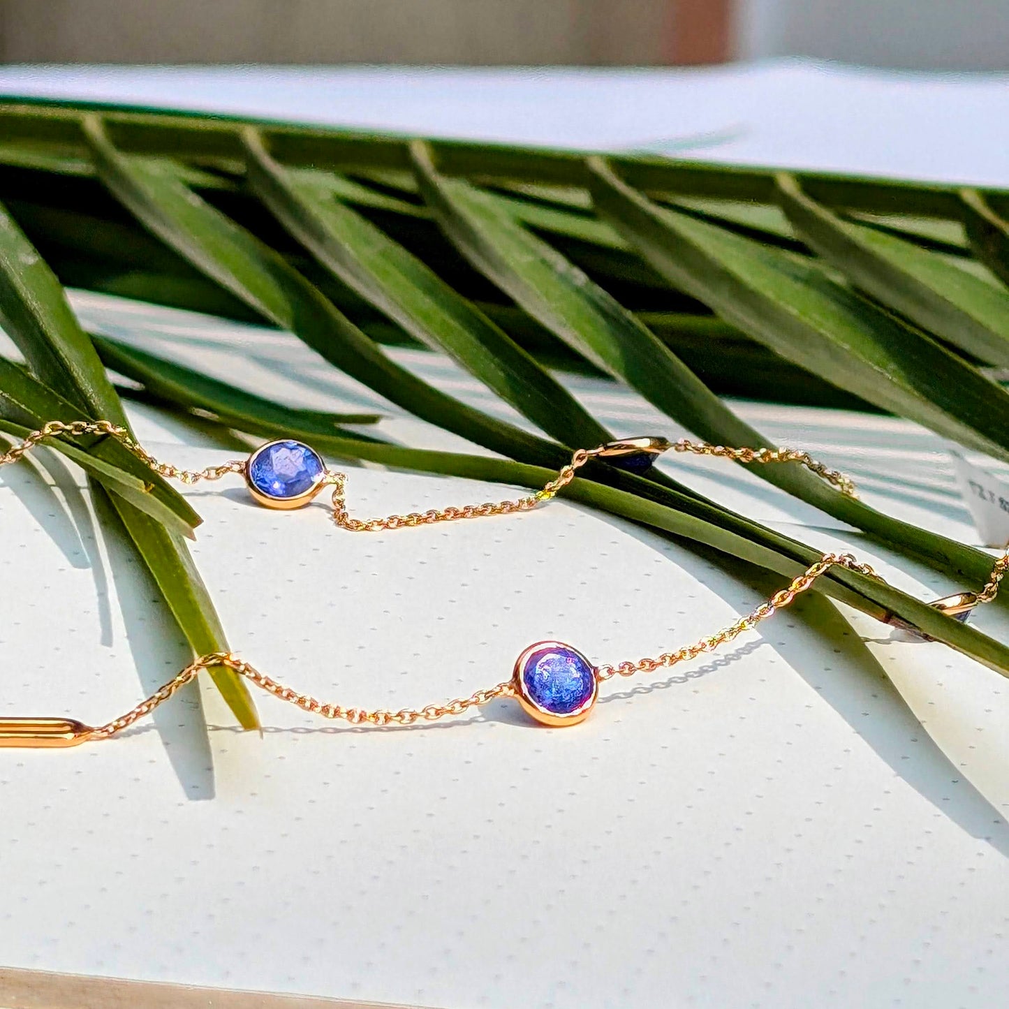 Twilight Cascade – 18K Gold & Tanzanite Necklace