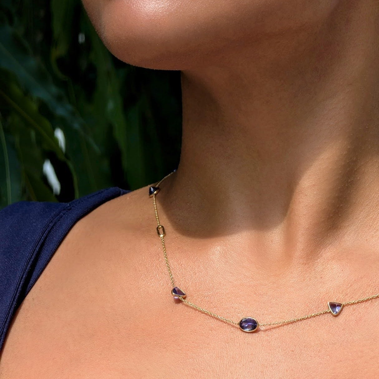 Twilight Cascade – 18K Gold & Tanzanite Necklace